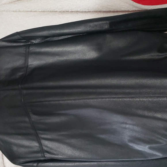 leather jacket from macys. one owner - Picture 11 of 11